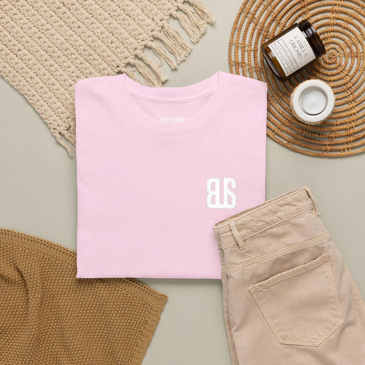 Straight to business - graphic Tee