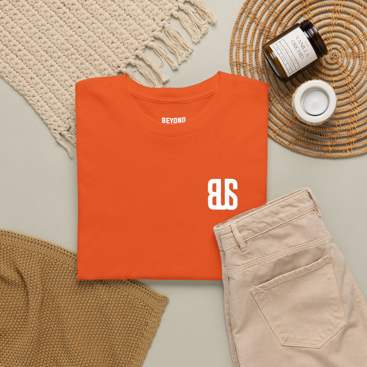 Straight to business - graphic Tee